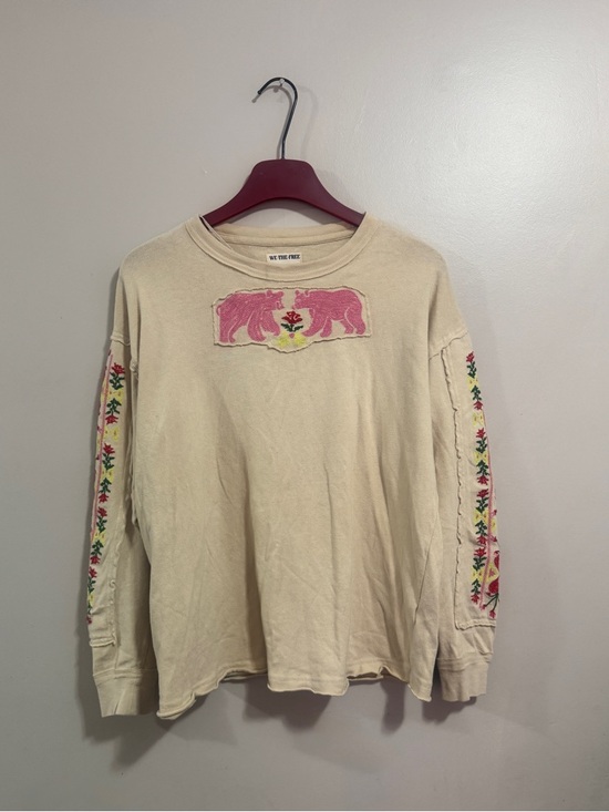 We The Free Tops - WE THE FREE We “All My Heart” Oversized Long Sleeve Tee Woman’s Size XS